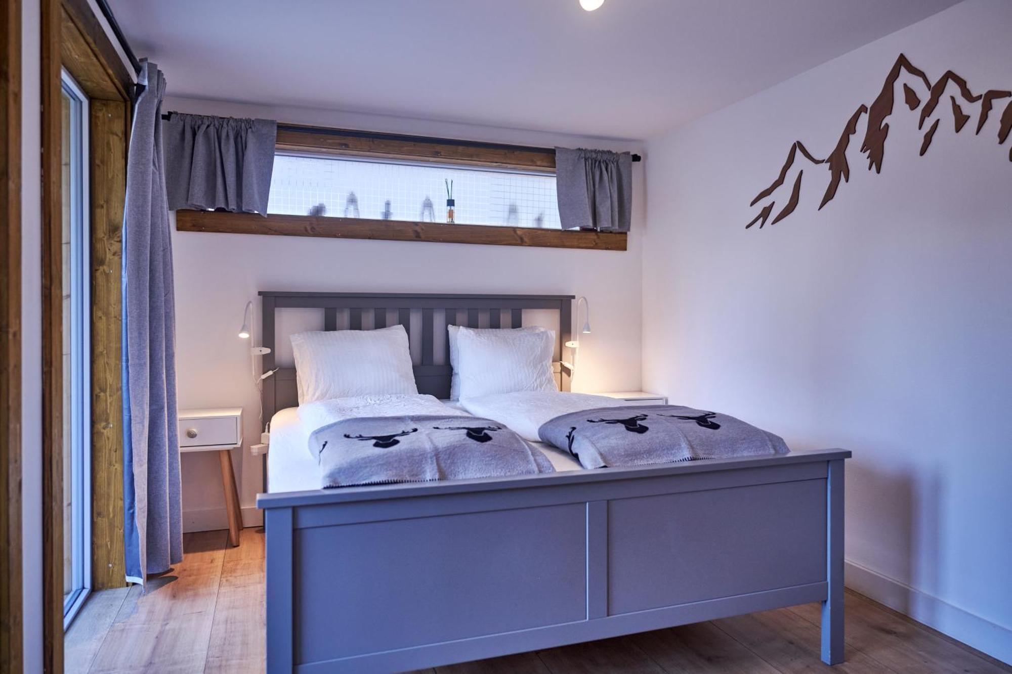 2 Bedroom Mountain View Apartment Интерлакен Экстерьер фото